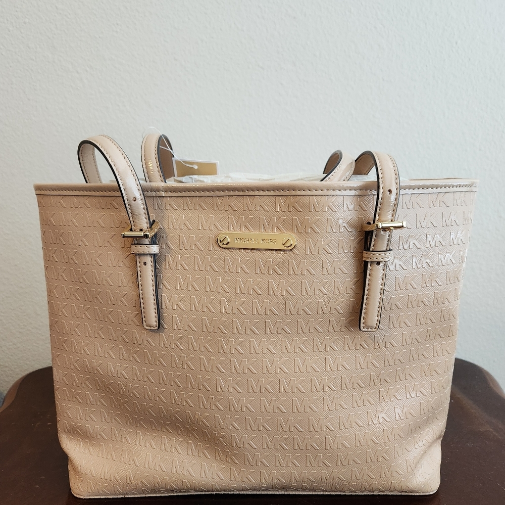 Michael Kors MK Signature Jet Set Travel Carryall Tote (Small), Color: Oyster